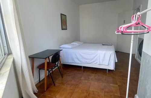 Barra House | Quarto a 150m da Praia do Farol da Barra I