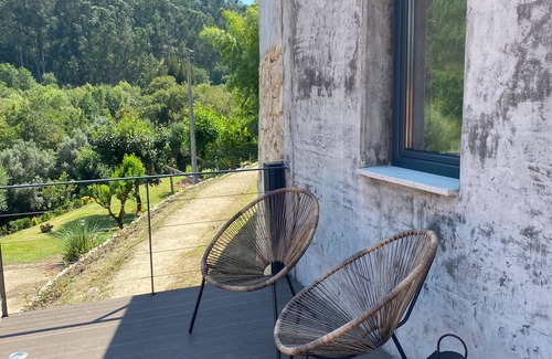 Arcos de Valdevez Villa | Quarto Elevado - by Quinta do ribeiro