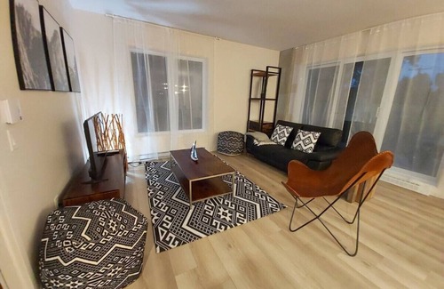 Pointe-de-Sainte-Foy Apartment | Quebec - La Vigie 1B