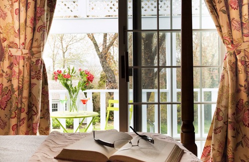 Chatham Hotel | Queen Anne Inn