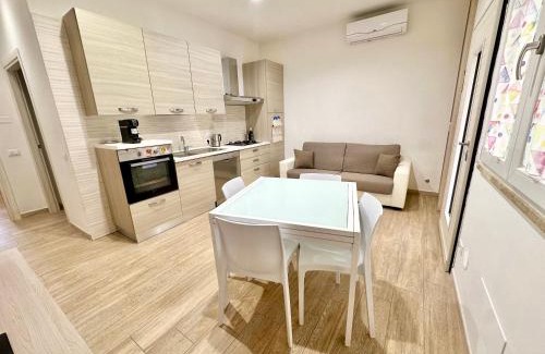 Follonica Apartment | Queen E