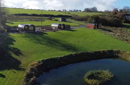 Llandysul Cabin | Queen- Next Level Glamping in West Wales