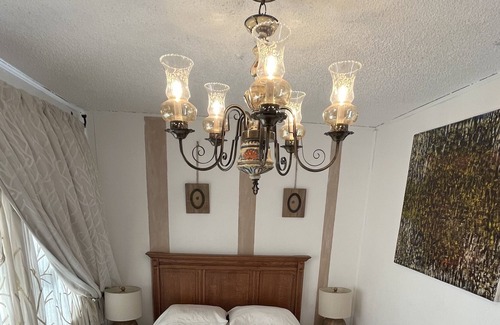 San Rafael House | Queen size bed with parking in a Home built in 1920 suitable for one person only