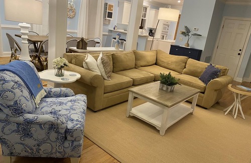 North Litchfield Beach House | Quick stroll to beautiful North Litchfield beach!