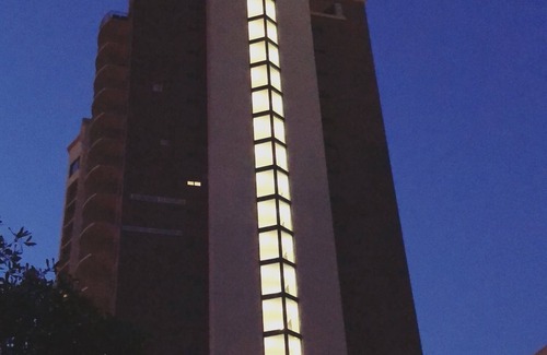 Capitol Hill House | Quiet 2/2 High-rise at the Tallahassee Center