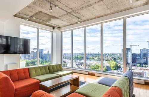 Ville-Marie Condo | Quiet and calm space to stay luxury Studio In Old Port Of Montreal