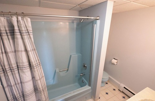 Skaneateles House | Quiet and Close to the Village With a Pool!