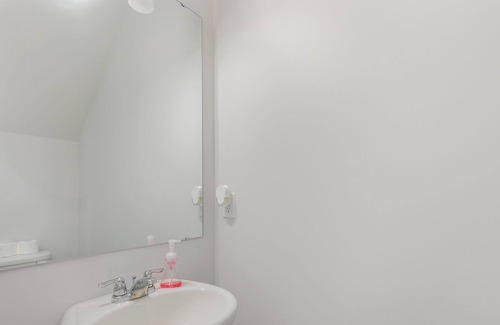 Selma House | Quiet and Comfortable