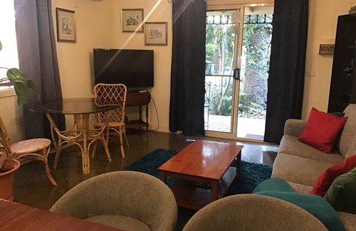 Tawonga South Apartment | Quiet and cosy apartment in the heart of town
