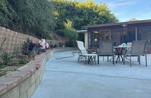 Monterey Park House | Quiet and Private Hillside Single Home 3bed/2bath in Monterey Park