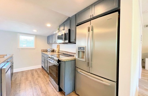Bradenton House | Quiet beach cottage with SPA near Anna Maria Island and IMG, downtown
