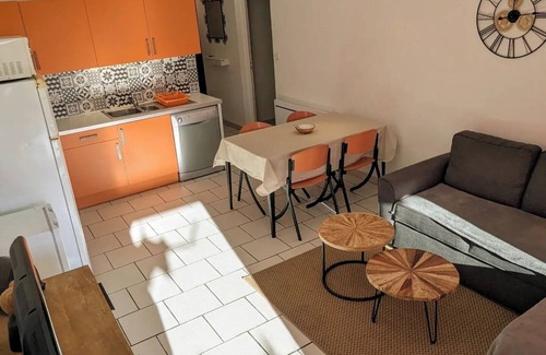 Ruoms Apartment | Quiet, bright apartment with private garden and shared pool.