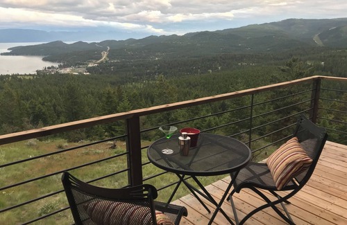 Lakeside Cabin | Quiet cabin with incredible views