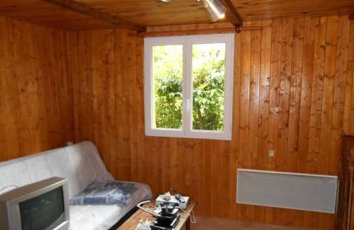 La Roche-sur-Foron Ski Chalet | Quiet chalet (pets welcome)