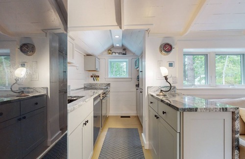 Ogunquit Cottage | Quiet charming cottage near the heart of town, walk to Ogunquit Beach