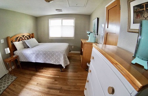 Amazon House | Quiet, Clean and Comfortable.
