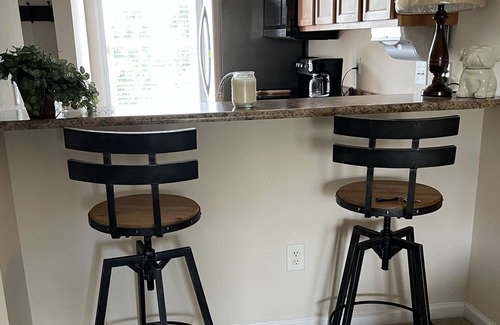 South View Condo | Quiet Condo with Free Wifi and Cable