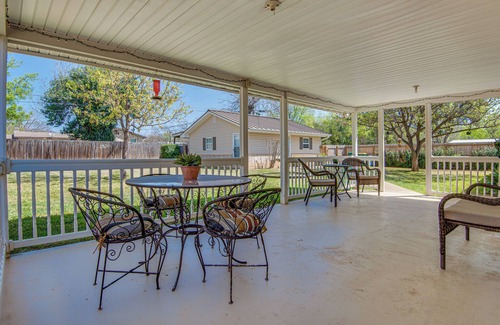 Boerne House | Quiet, cozy and comfortable 3BR home on cul-de-sac close to downtown Boerne, TX