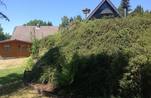 Hatzfeld House | Quiet, cozy vacation home with fireplace, barbecue area and fantastic views