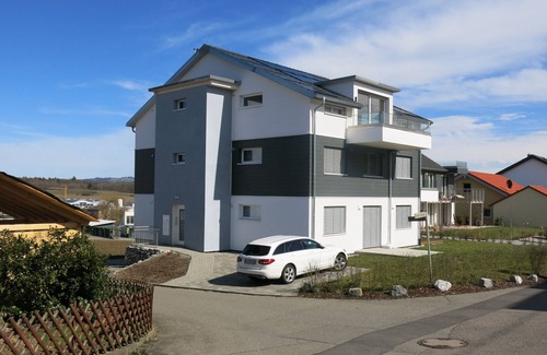 Uhldingen-Muehlhofen Apartment | Quiet, dreamlike apartment with a sun terrace