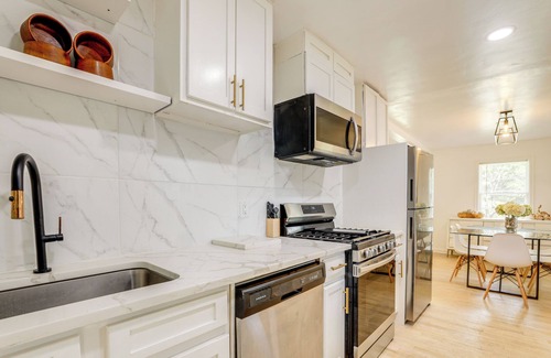 North Decatur House | Quiet Getaway ~ 8 Mi to Downtown Atlanta!