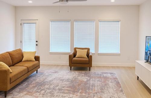 Rosenberg House | Quiet Haven