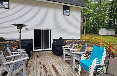 Higgins Lake House | Quiet Higgins Lake home close to ATV trail, Boat Launch, and Silver Dollar!