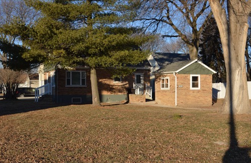 Sergeant Bluff House | Quiet home in the heart of town, close to Airport and Interstate