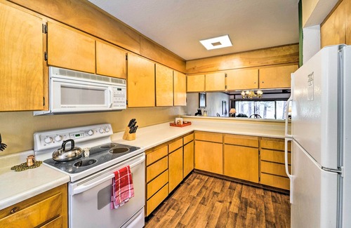 Graeagle House | Quiet Home w/Graeagle Meadows Golf Course View!