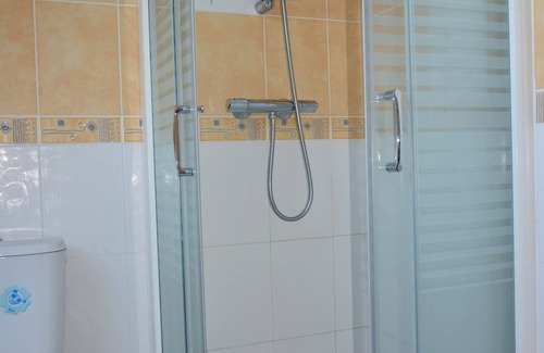 Plouegat-Moysan House | Quiet house 10 km from the sea; for animals contact the owner