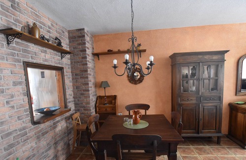 Alcala House | Quiet house by the sea / beach, WiFi, child-friendly, terrace - great location