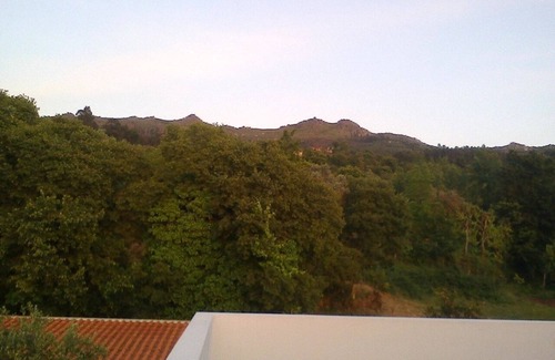 Varzea da Ovelha e Aliviada House | Quiet house with private garden at 45 minutes fo Porto. Unesco and Douro!