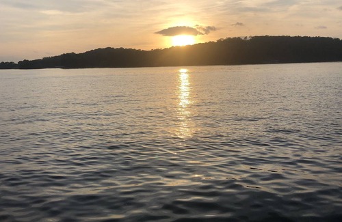 Talladega Condo | Quiet lakeside condo on Logan Martin