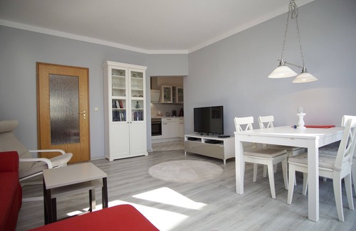 Gohren Apartment | Quiet location with balcony, use of swimming pool and sauna - Villa Käthe FeWo 07