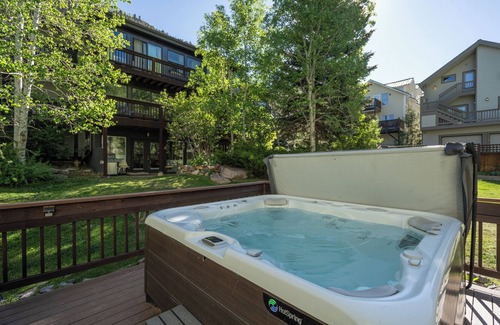 Telluride Condo | Quiet Lofted Studio at Tomboy Lodge