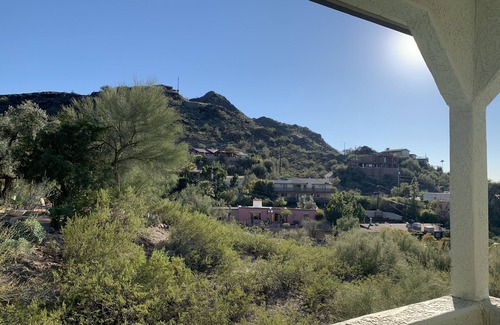 North Mountain House | Quiet Mountainside Retreat in Ocotillo Hills