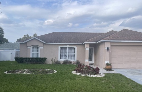 Timbercrest House | Quiet neighborhood close to beach and theme parks!!!