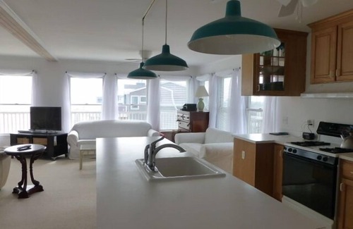 North Beach House | Quiet North Beach Oceanfront Steps to Private Beach 4 Night Min Stays Available