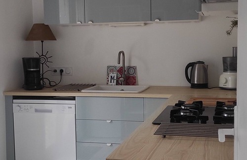 Serignan-du-Comtat Villa | Quiet room in northern vaucluse, near Avignon, Orange
