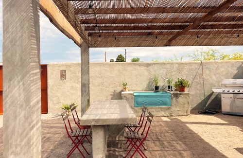 Redford House | Quiet Sanctuary in Downtown Presidio