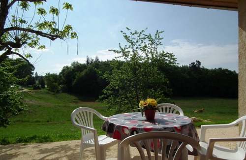 Gavaudun House | Quiet small house in Holiday Resort * swimming pool, tennis, bar, activities