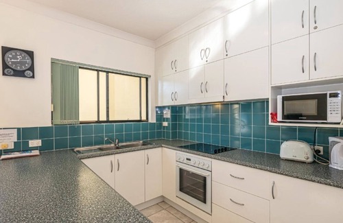 Bongaree Apartment | Quiet South Esplanade Location