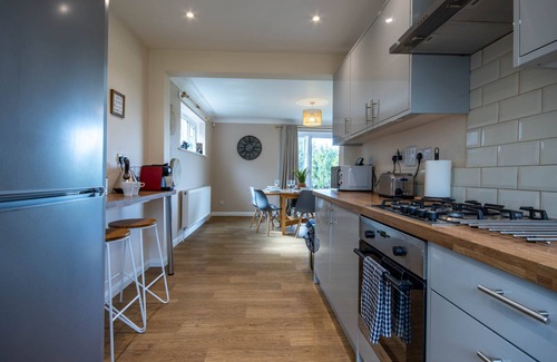 Southampton House | Quiet Stay w/Fast WiFi & Driveway Near Riverside