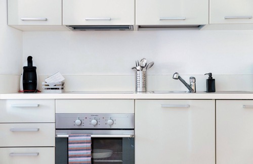 Lugano Apartment | Quiet studio apartment near Lugano lakeside promenade -PRESTIGE 7