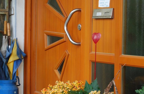 Velbert Apartment | Quiet vacation apartment in the countryside with balcony