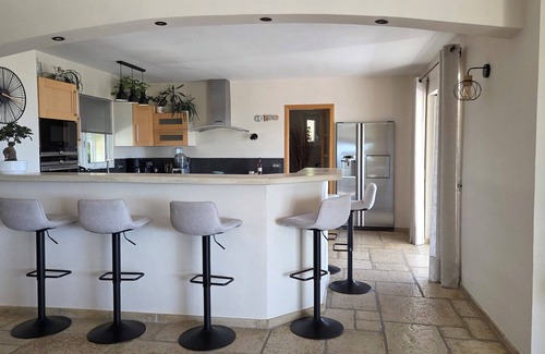 Le Tignet Villa | QUIET VILLA WITH 11-METER INFINITY POOL AND PANORAMIC VIEW