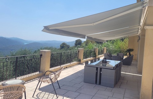 Le Tignet Villa | QUIET VILLA WITH 11-METER INFINITY POOL AND PANORAMIC VIEW