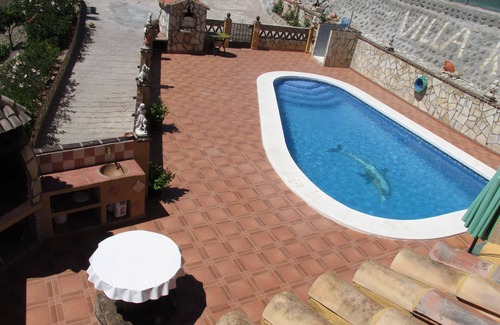 Torrox Cottage | Quiet villa, with private pool and free Wi-Fi, 10km from the beach