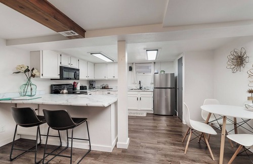 Rimrock House | Quiet Yard & Trees, Fully Stocked Kitchen, Games, Comfort, Back Patio