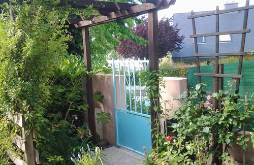 Quimper Apartment | QUIMPER - Charming, comfortable studio with terrace on the beach road